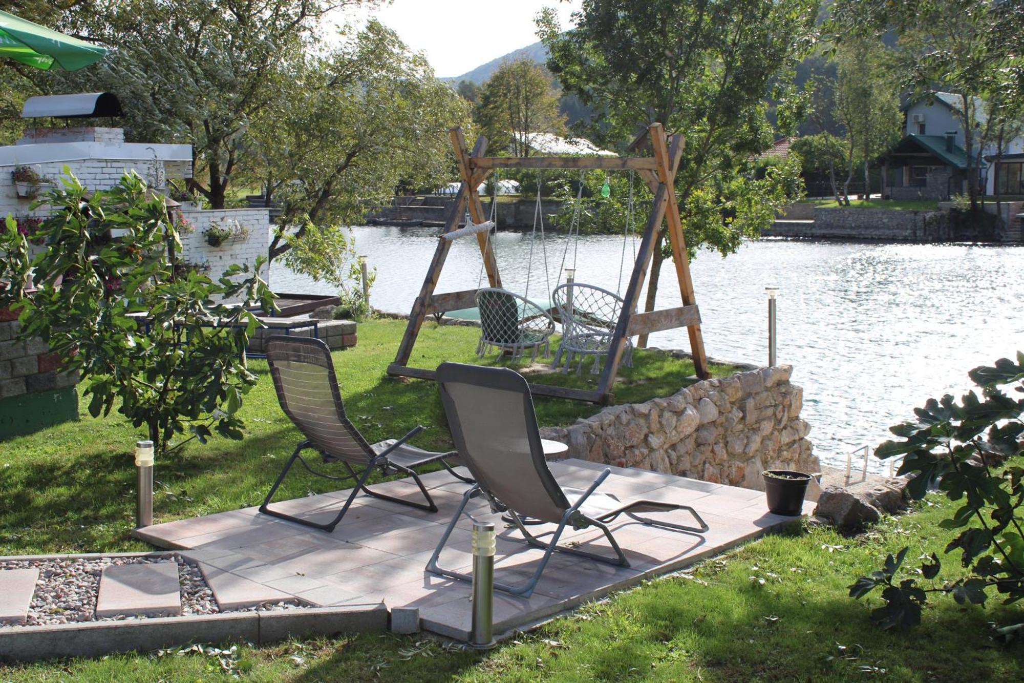 Am Lux House Villa
