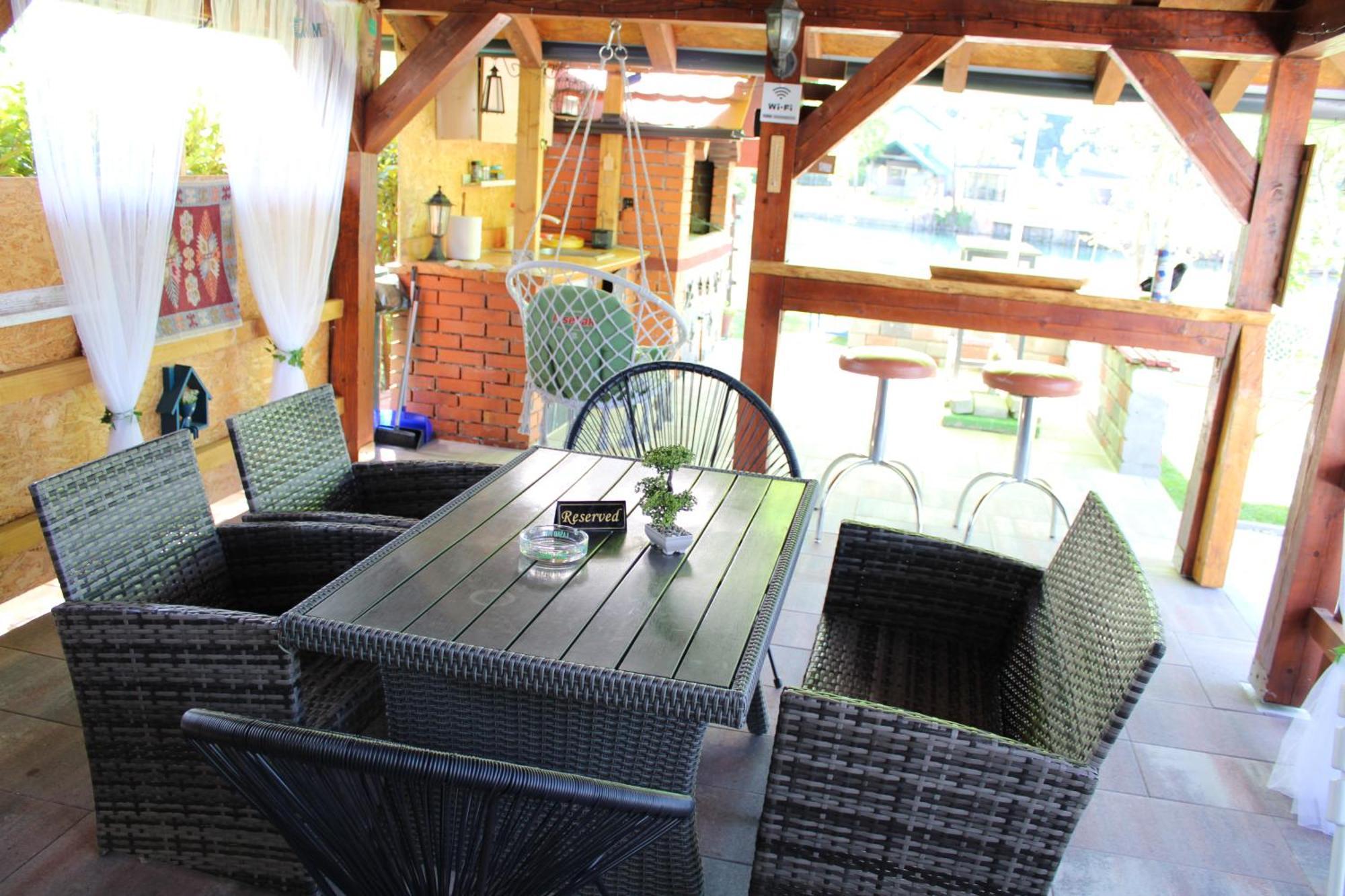 Am Lux House Villa