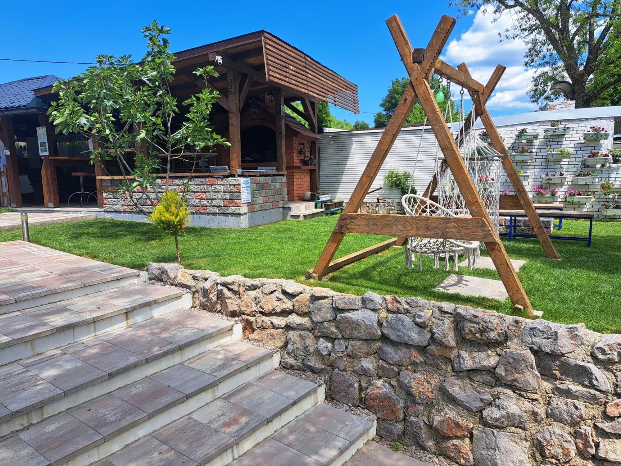 Am Lux House *